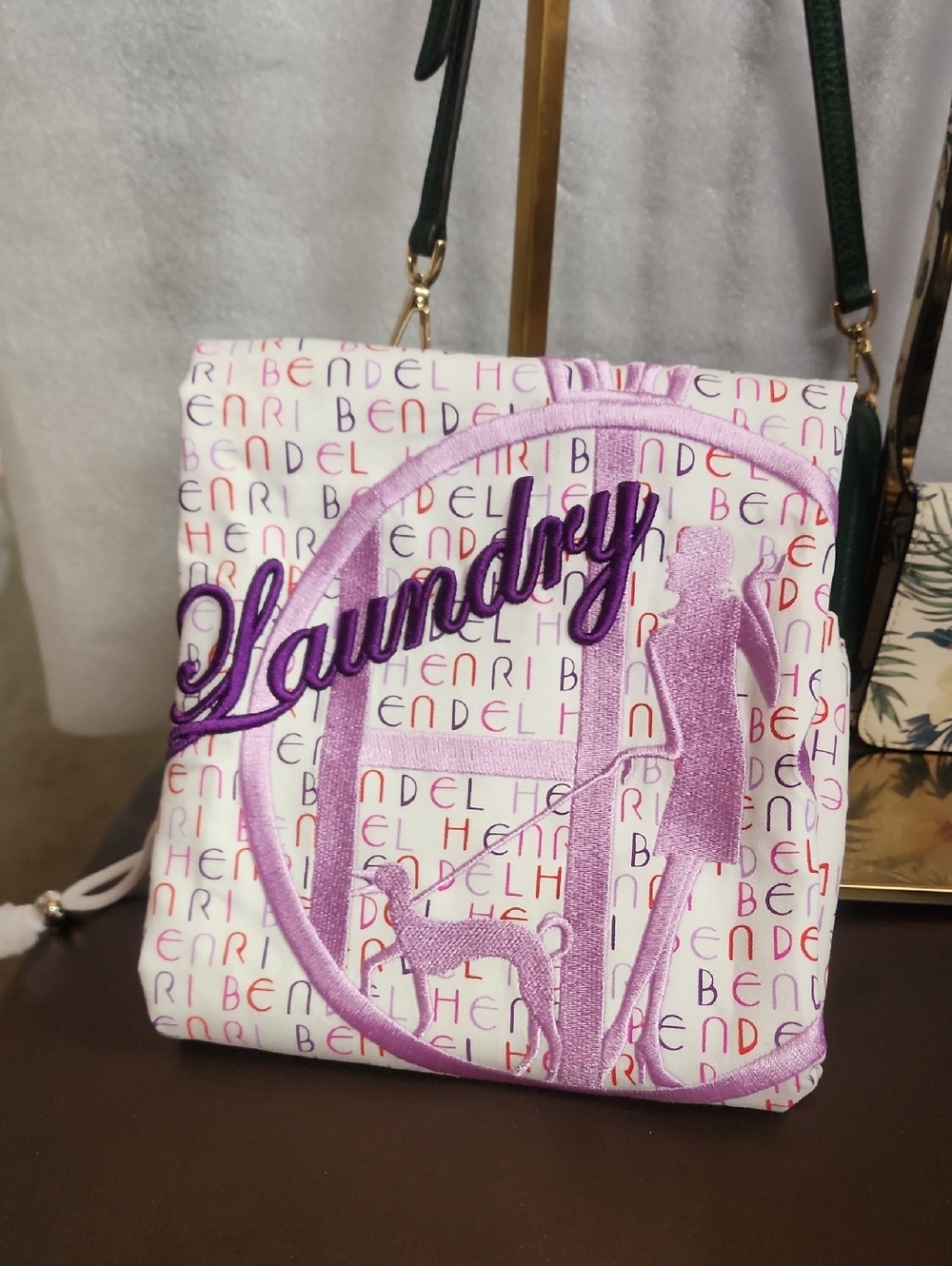Sellers Bundle Of 7 Bags, 3 Henri Bendel, 2 Michael Kors, 2 Tignanello Euc - Picture 11 of 16
